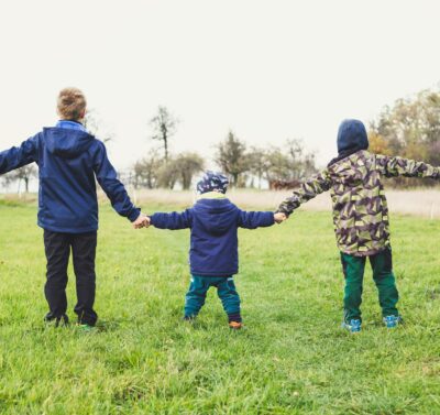 Familje me fëmijë – rimbursimi për fëmijët dhe shpenzimet arsimore përmes Deklaratës Vjetore DIVA