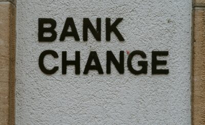 Shkëmbimi automatik i informacionit financiar ndërkombëtar – CRS dhe AEOI në Shqipëri