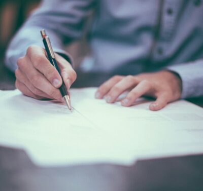 La persona che firma i documenti finanziari, Legge sulla contabilità n. 2026